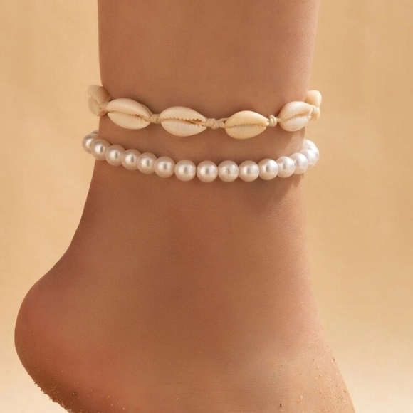 Jewelry - White Puka Shell Anklet accented with Pearl Anklet